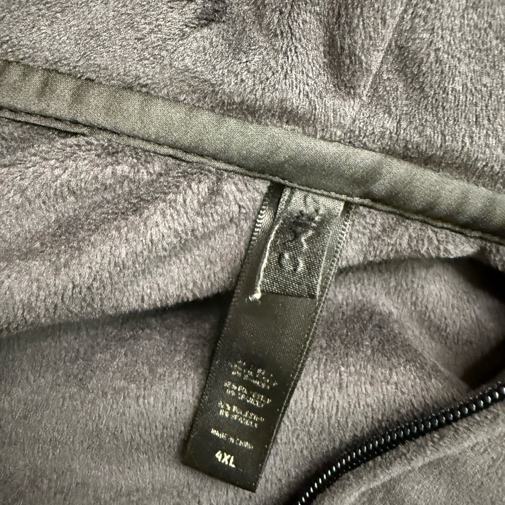 Skims Velour Zip Up Cropped Hoodie in Black 4XL - Picture 5 of 8